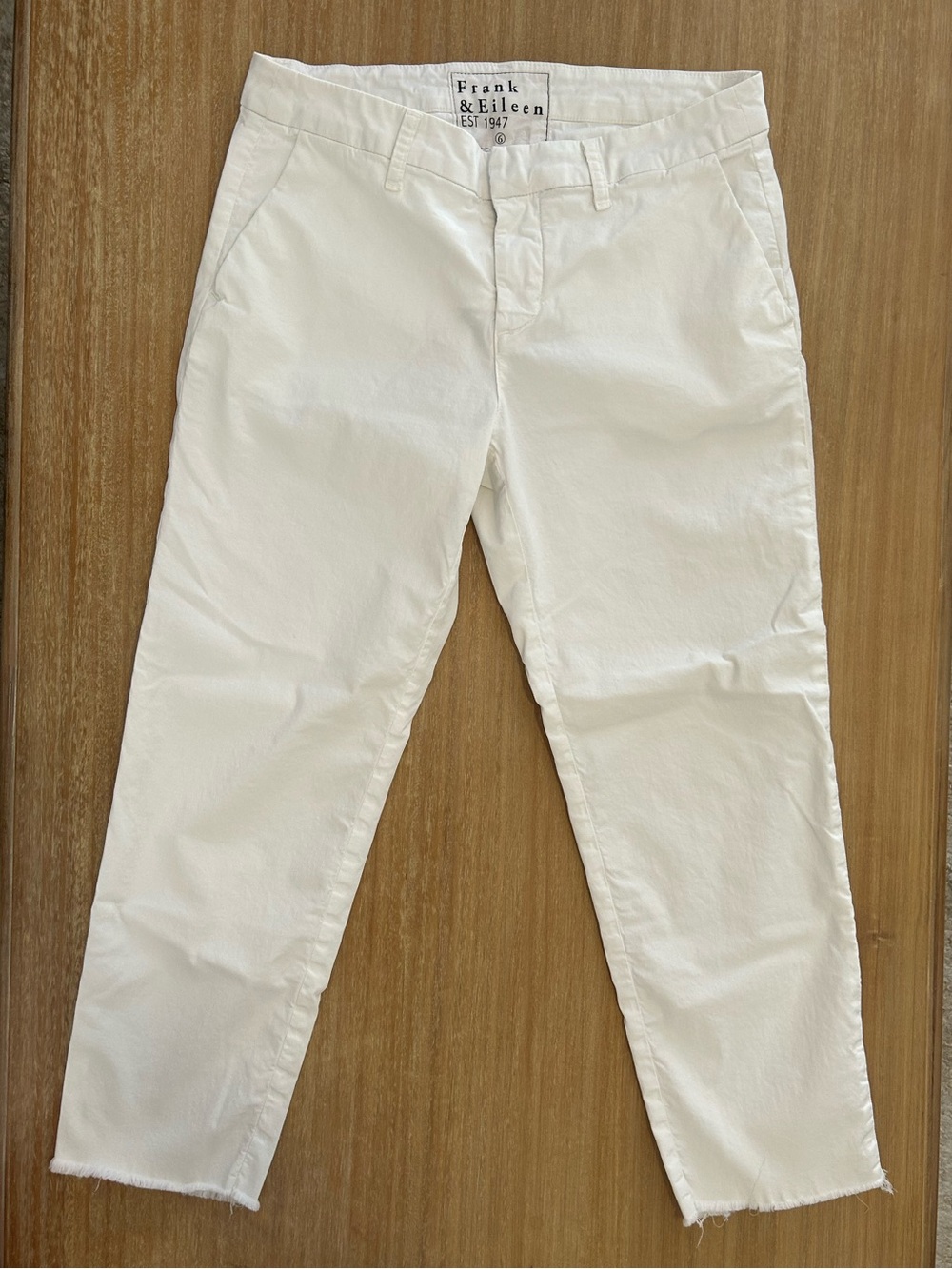 Frank & Eileen Wicklow Italian Chino | White | Size 6